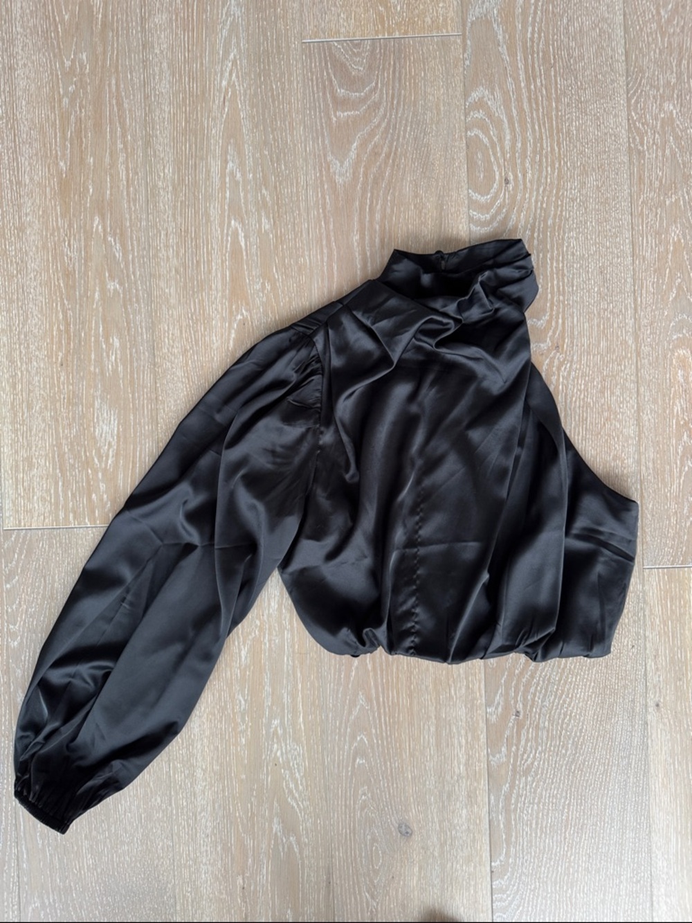 Hello Molly Black Satin One-Shoulder Crop Top. Size 8 (fits like 6/Medium). NWT.